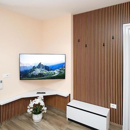 Queen Apartmets Vlore Ngoại thất bức ảnh