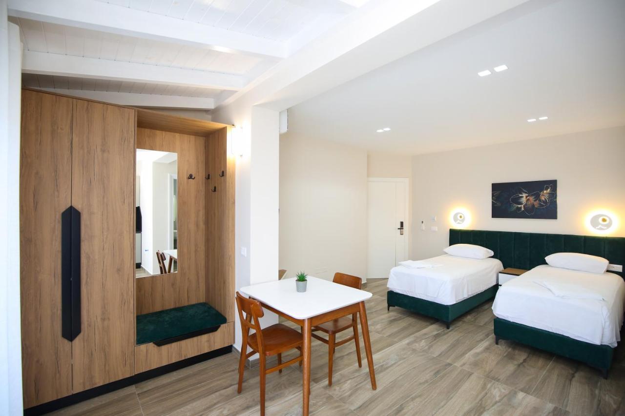 Queen Apartmets Vlore Ngoại thất bức ảnh