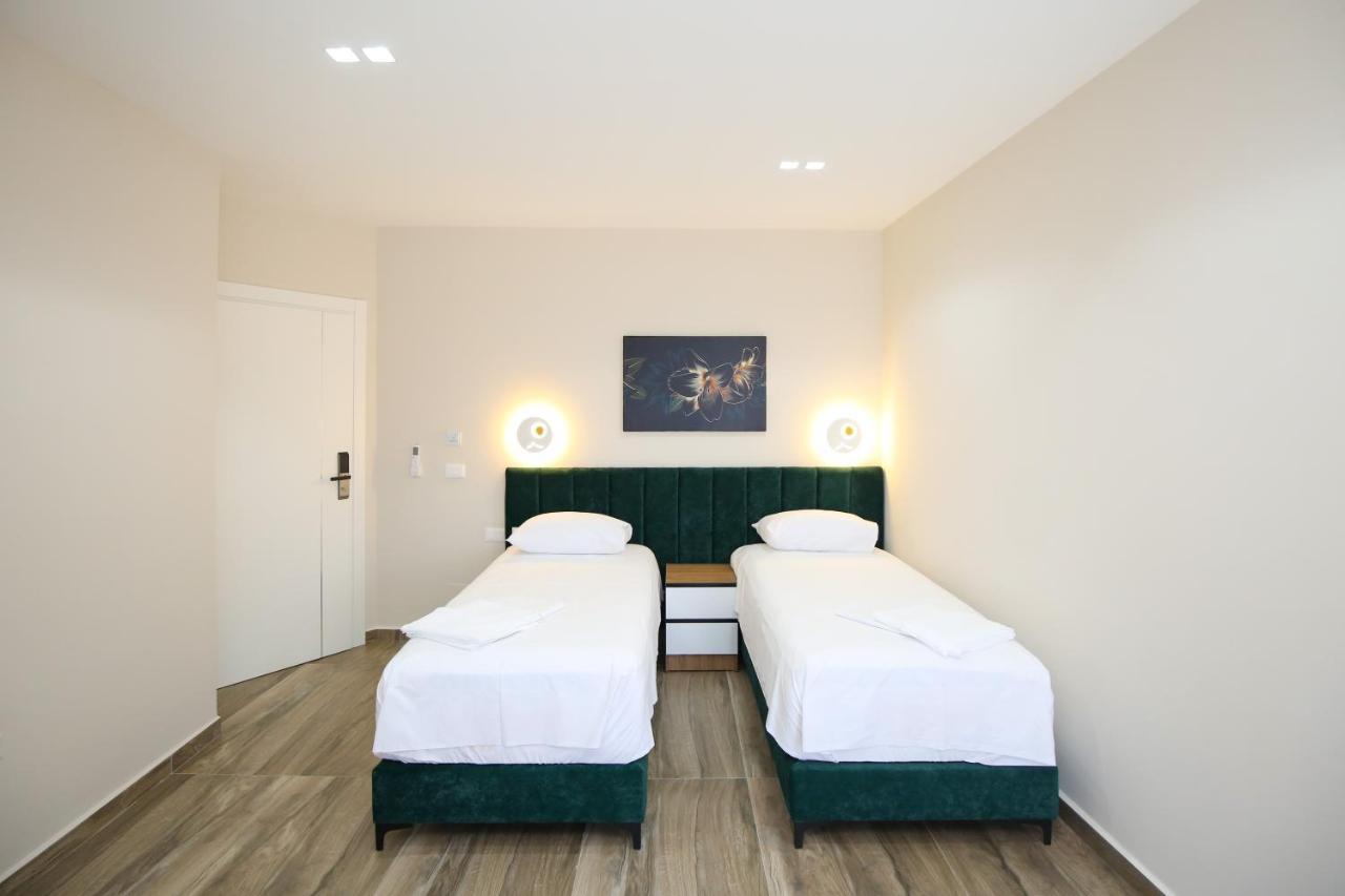 Queen Apartmets Vlore Ngoại thất bức ảnh
